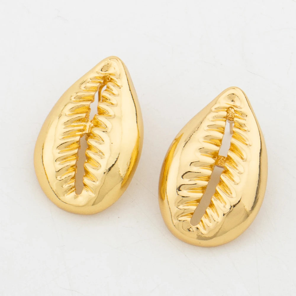 African Shell Gold Jewelry Set | 18K Gold-Plated Earrings, Pendant, Bracelet & Ring for Women