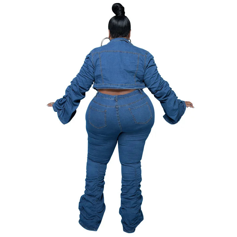 Plus size denim coat and stacked jeans set in blue, back view, long sleeves