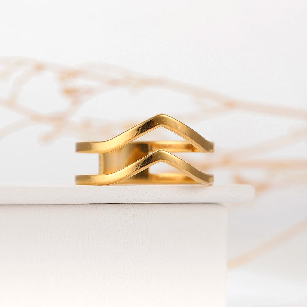 Geometric Wave Stainless Steel Ring | 18K Gold-Plated Party Ring for Women