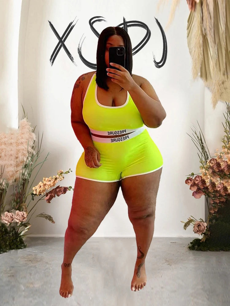 Plus size V-neck shirt and shorts set, neon yellow with white trim