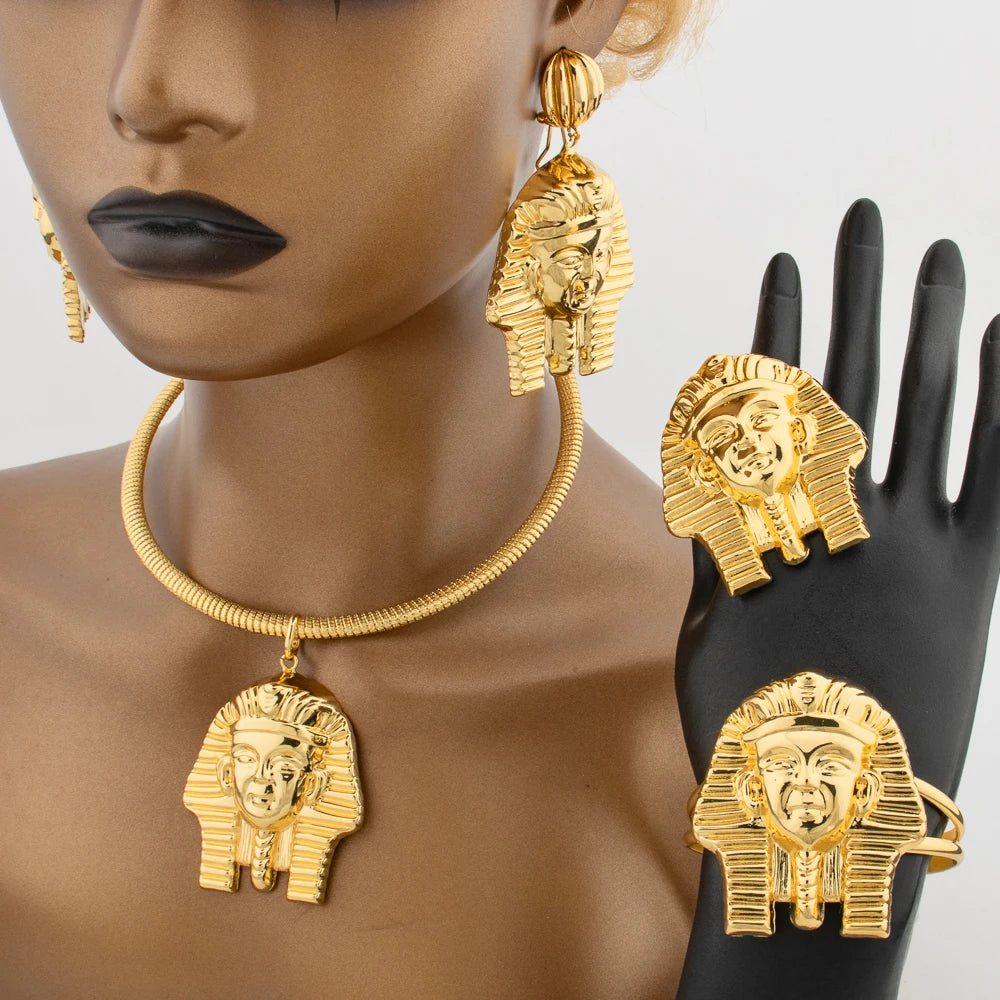 Gold 4-piece bridal jewelry set: lion-head necklace, matching earrings, bracelet, ring