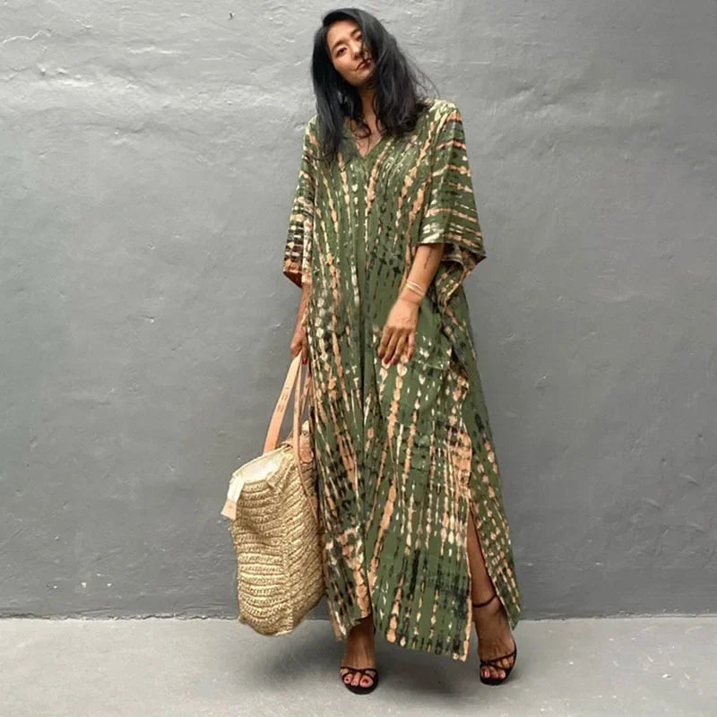 Green patterned kaftan cover-up dress with V-neck, elbow-length sleeves and side slit